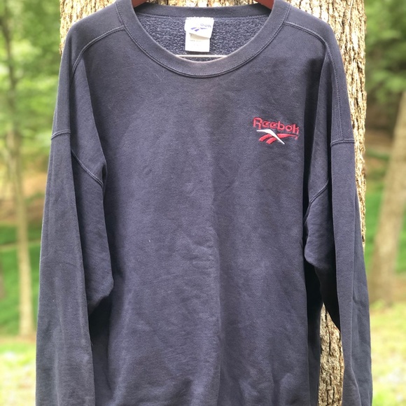 classic reebok sweatshirt